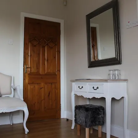 فندق مبيت وإفطار O' Sullivan's Kilclogherane