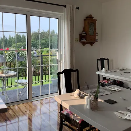 住宿加早餐酒店 O' Sullivan's 3*